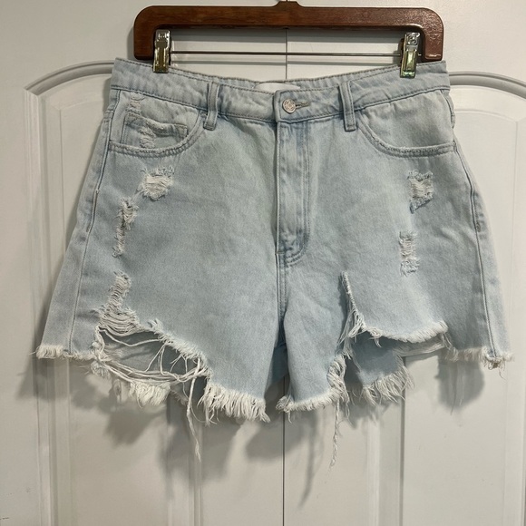 VERVET destroyed light wash high waisted shorts - Picture 2 of 11